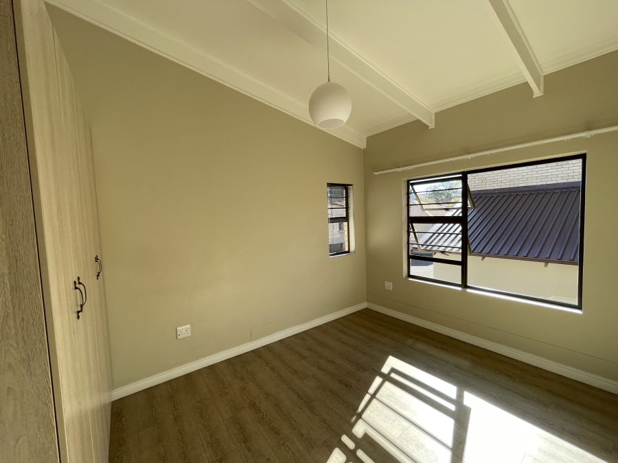 To Let 3 Bedroom Property for Rent in Berea Eastern Cape